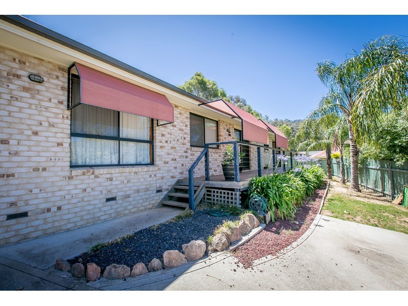 2/15 Wattle Way, West Albury NSW 2640