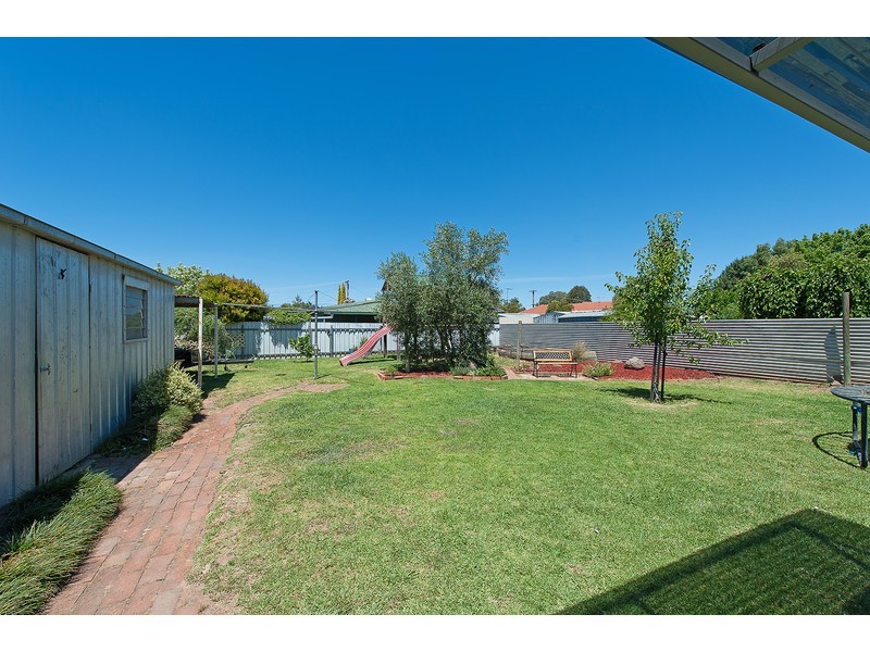 22 Commercial Street, Walla Walla NSW 2659