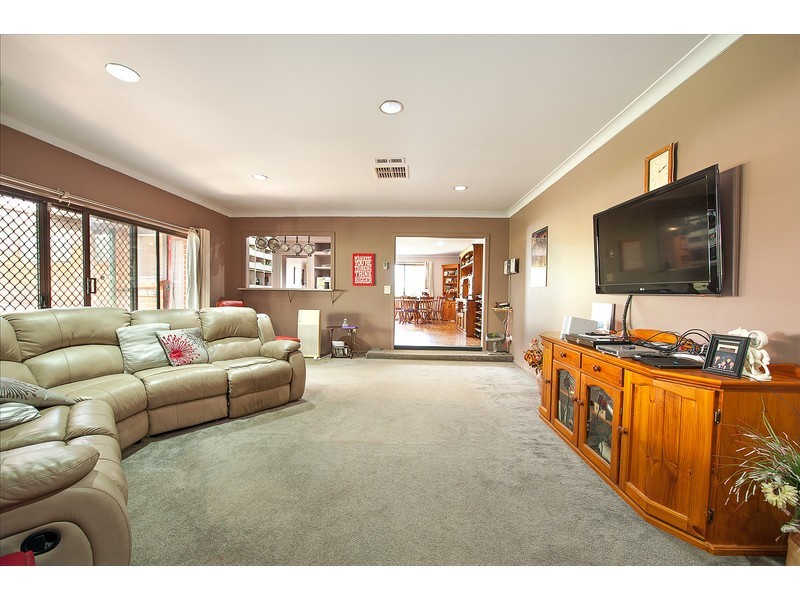 442 Reid Avenue, Lavington NSW 2641