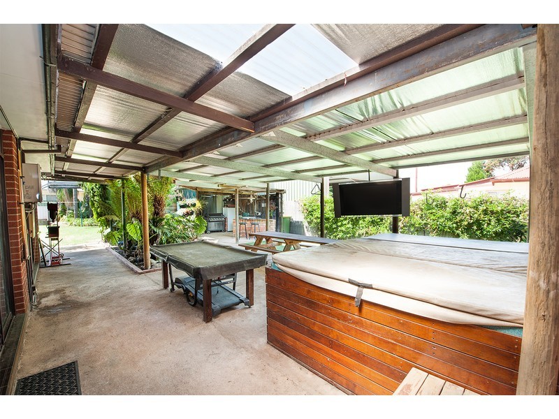 442 Reid Avenue, Lavington NSW 2641