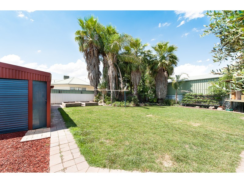 442 Reid Avenue, Lavington NSW 2641
