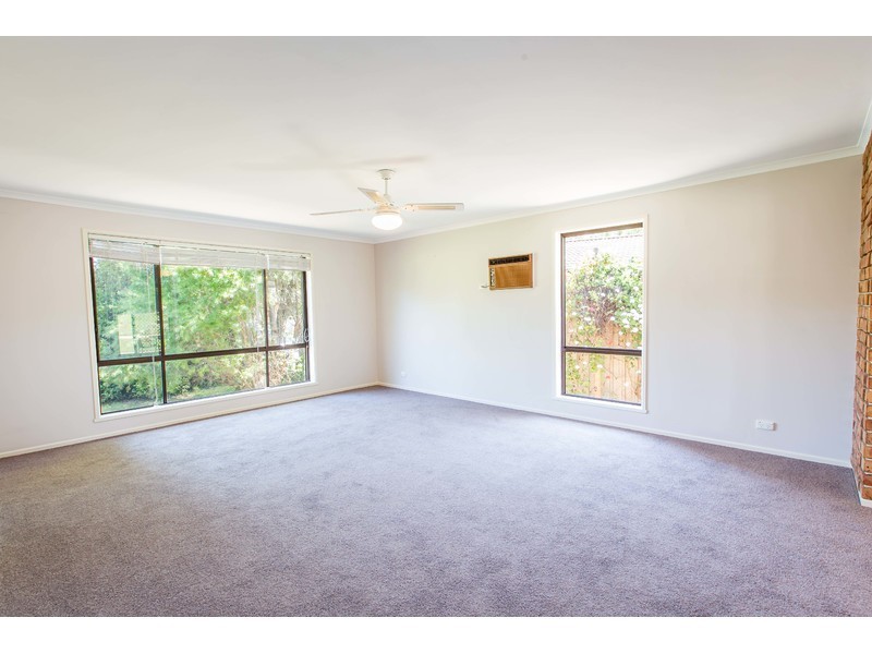 21 Lacebark Court, Thurgoona NSW 2640