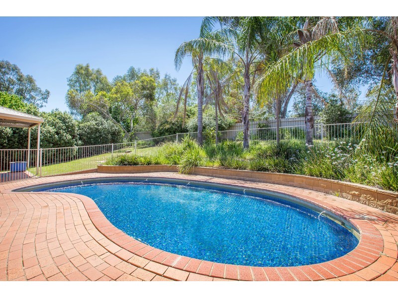 21 Lacebark Court, Thurgoona NSW 2640