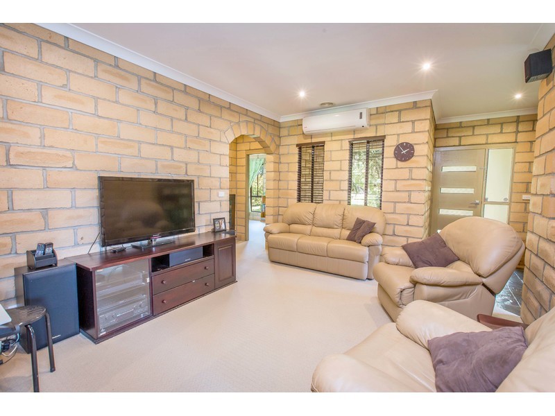 169 Hoddle Street, Howlong NSW 2643