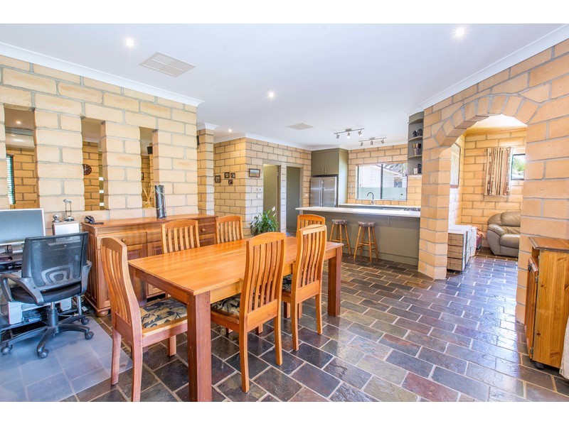 169 Hoddle Street, Howlong NSW 2643