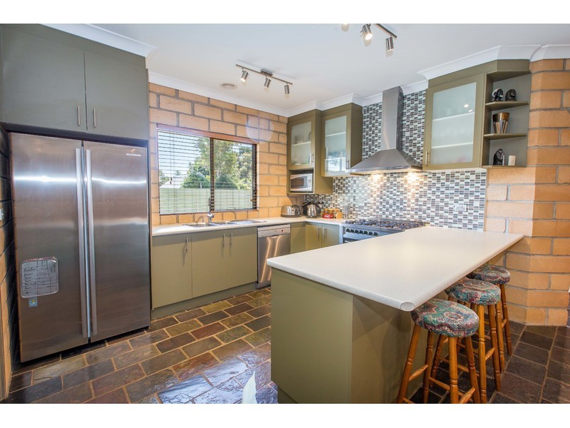 169 Hoddle Street, Howlong NSW 2643