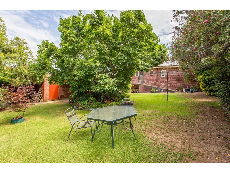 251 Mount Street, East Albury NSW 2640