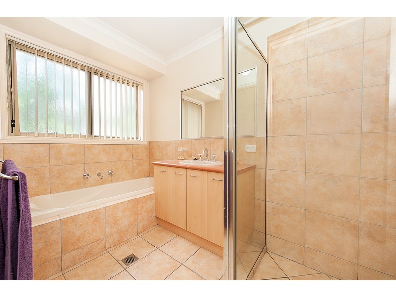 53 Winnell Court, Thurgoona NSW 2640