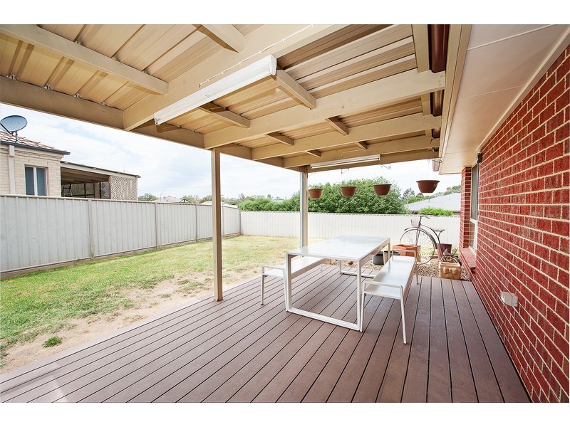 53 Winnell Court, Thurgoona NSW 2640