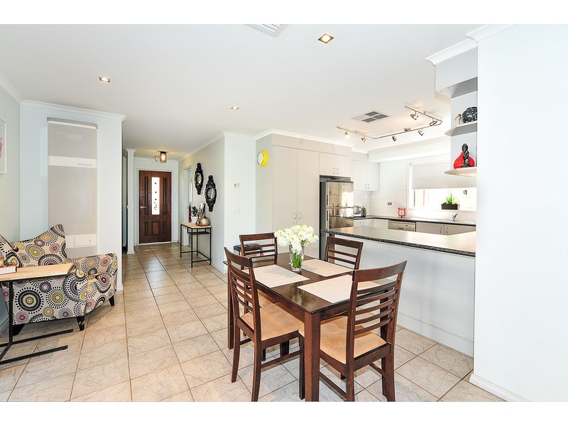 25 Almurta Court, Springdale Heights NSW 2641