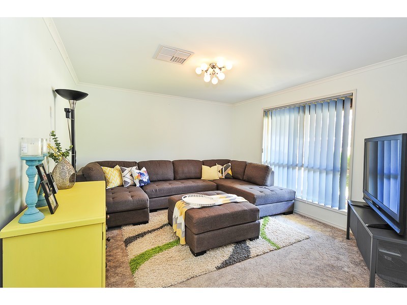 25 Almurta Court, Springdale Heights NSW 2641