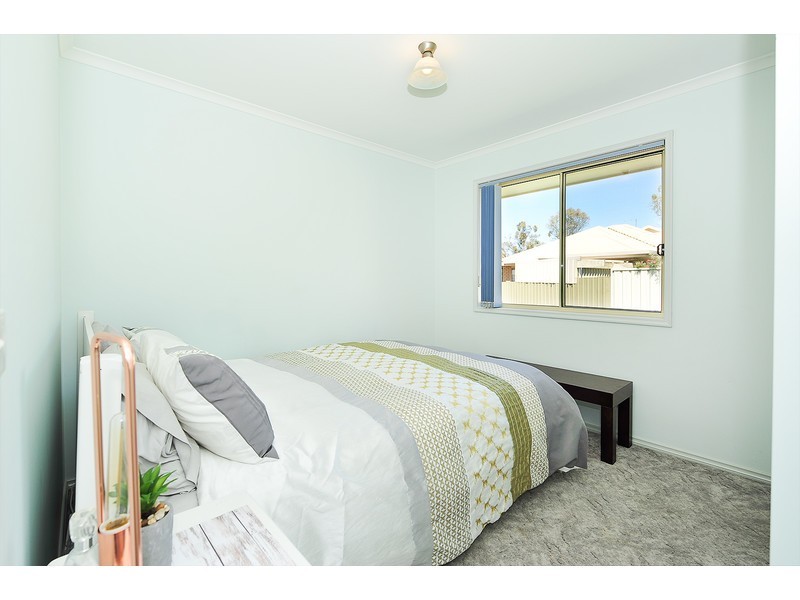 25 Almurta Court, Springdale Heights NSW 2641