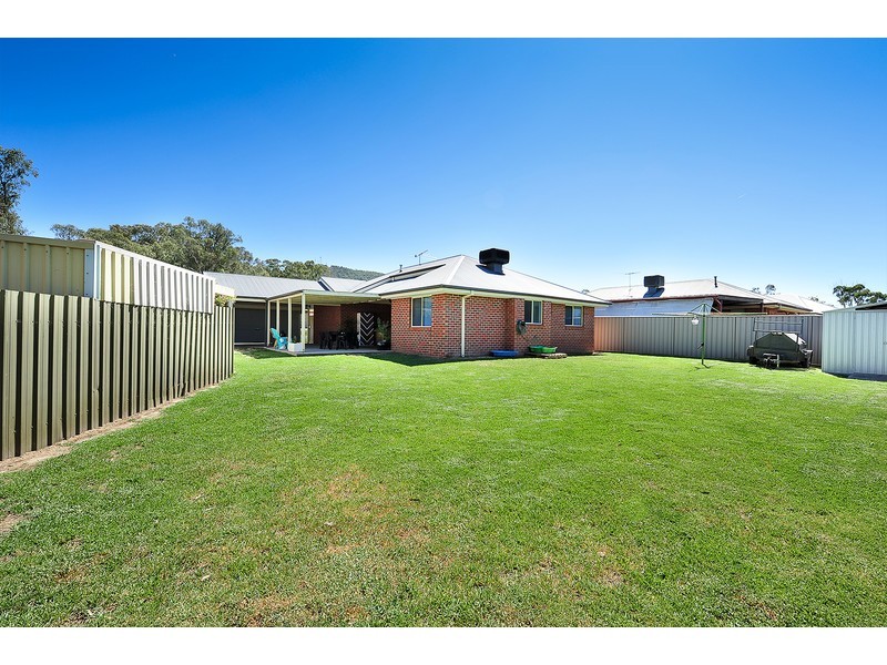 25 Almurta Court, Springdale Heights NSW 2641