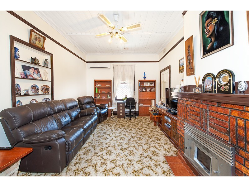 485 Kotthoff Street, Lavington NSW 2641