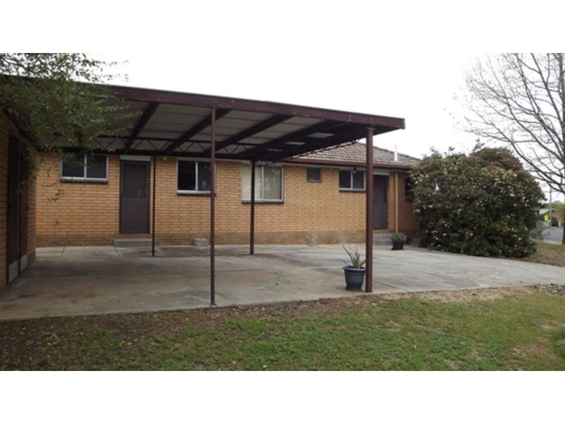 1/523 Hague Street, Lavington NSW 2641