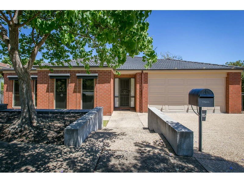 15 Scarborough Drive, Wodonga VIC 3690