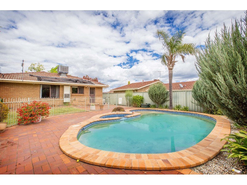 10 Northern View Drive, West Albury NSW 2640