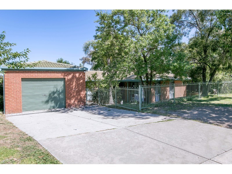 3 Boree Court, Thurgoona NSW 2640