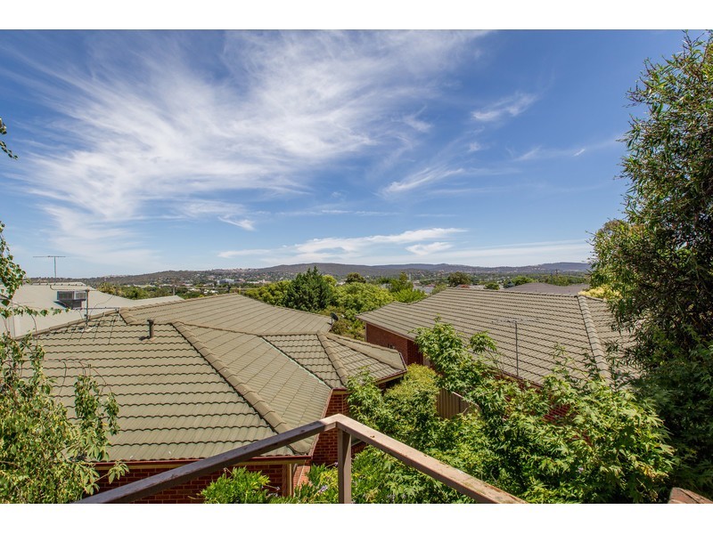 9 Hampton Court, East Albury NSW 2640