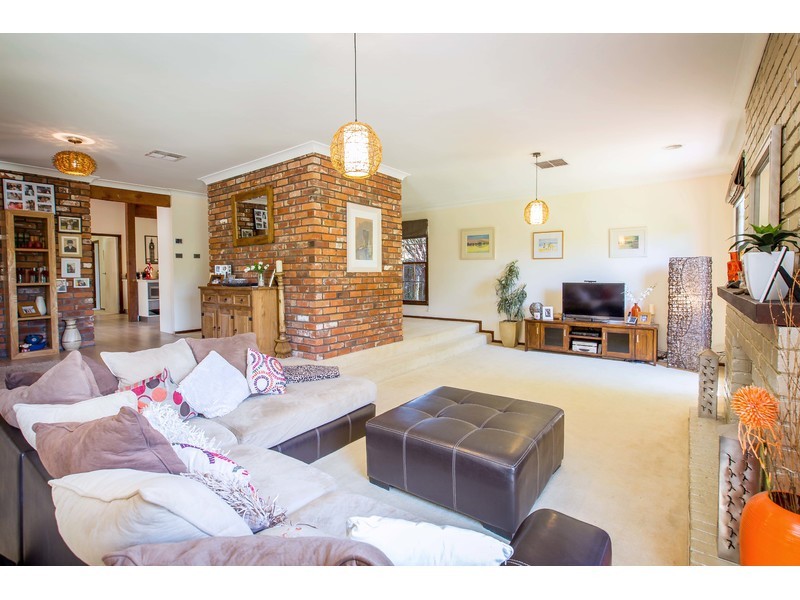 538 Spurrway Drive, West Albury NSW 2640