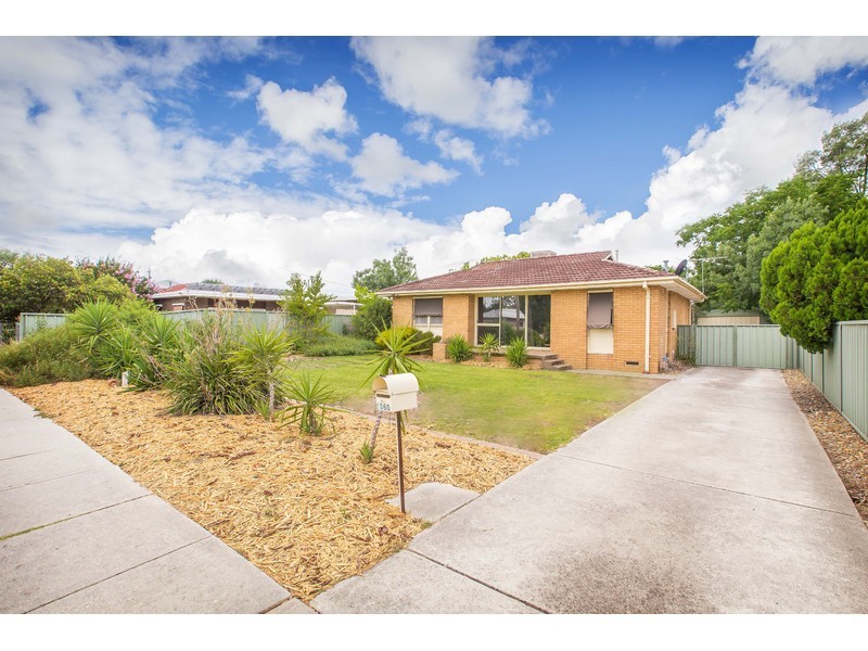 1060 Calimo Street, North Albury NSW 2640