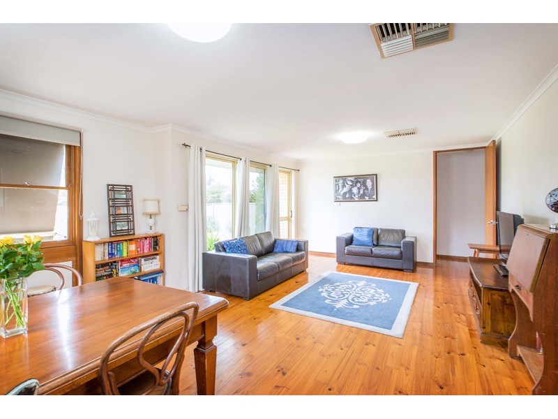 1060 Calimo Street, North Albury NSW 2640