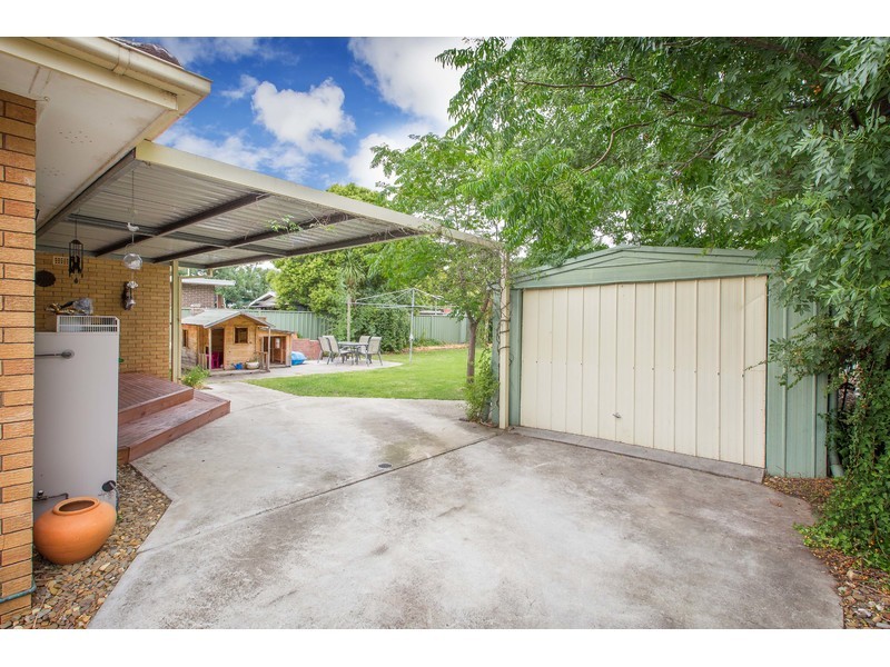 1060 Calimo Street, North Albury NSW 2640