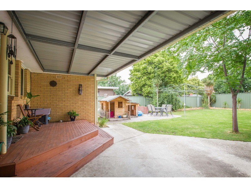 1060 Calimo Street, North Albury NSW 2640