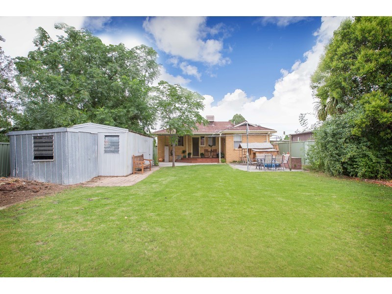 1060 Calimo Street, North Albury NSW 2640