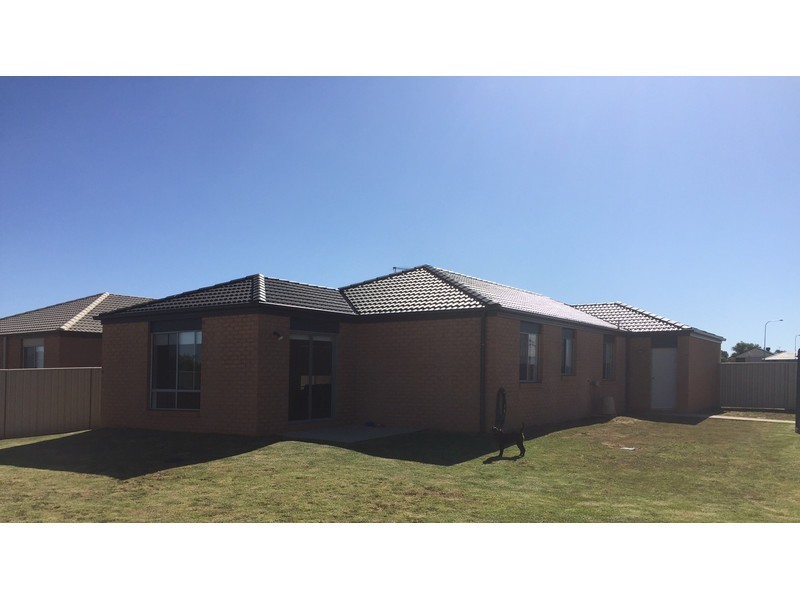 19 Chisnall Street, Corowa NSW 2646