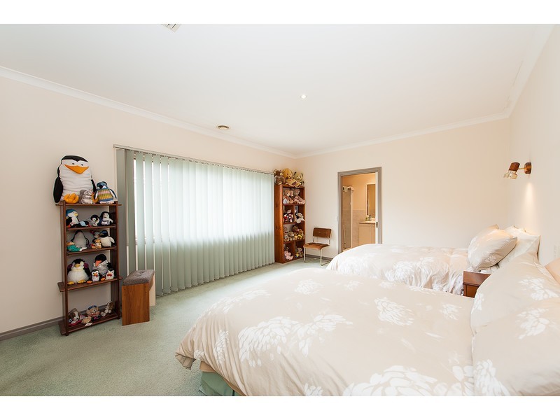 53 Maryville Way, Thurgoona NSW 2640