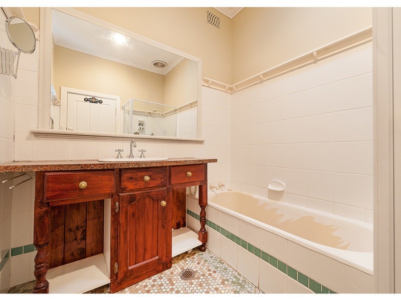 956 Waugh Road, North Albury NSW 2640