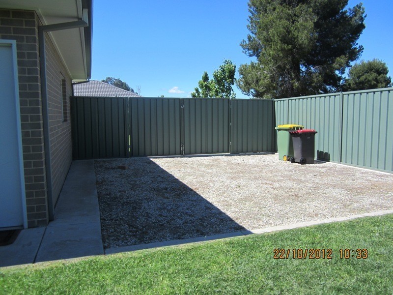 44 Champions Street, Glenroy NSW 2640