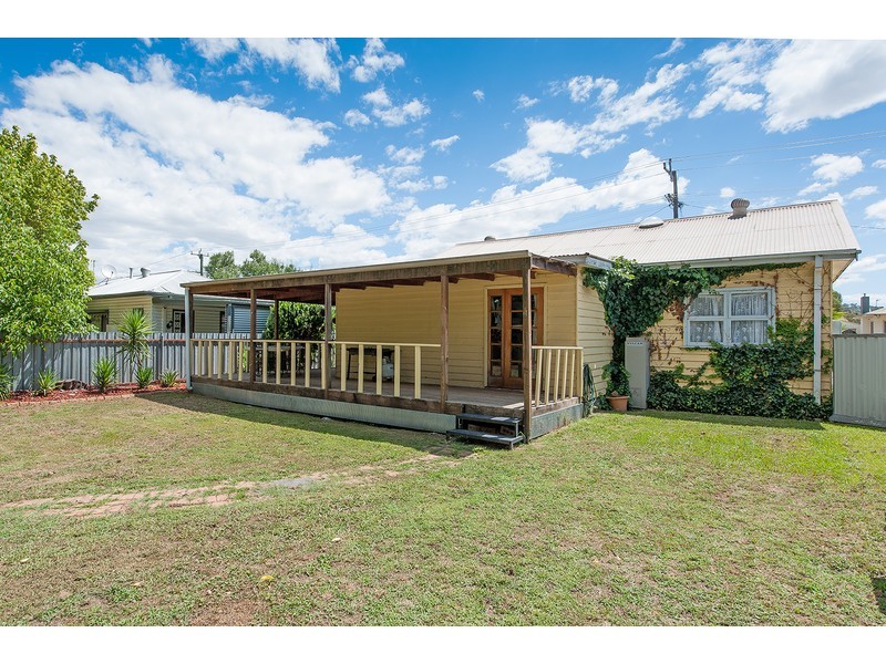 394 Eden Street, Lavington NSW 2641
