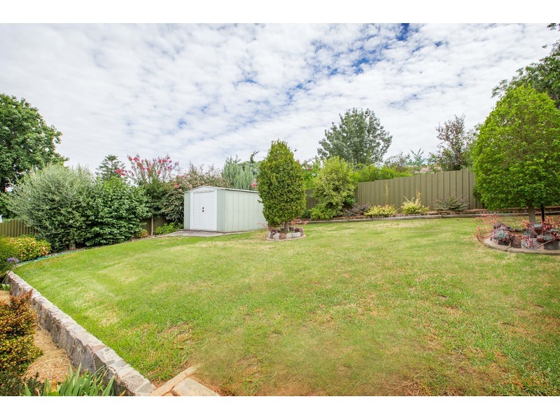 236 Bernhardt Street, East Albury NSW 2640