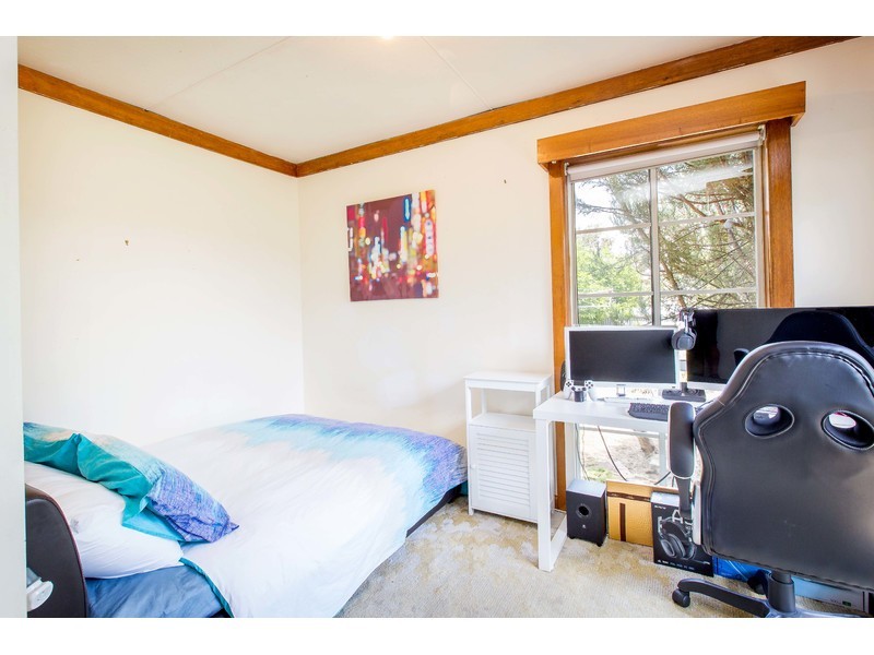 443 Douglas Road, Lavington NSW 2641