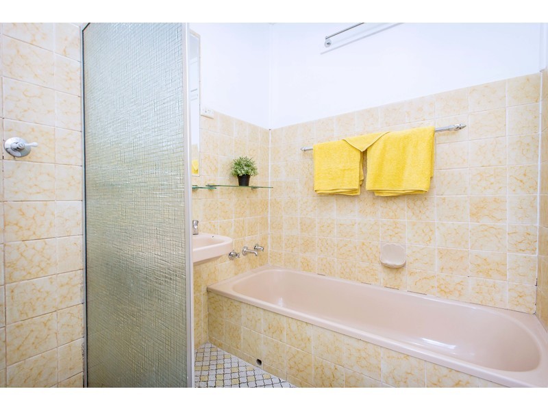 443 Douglas Road, Lavington NSW 2641