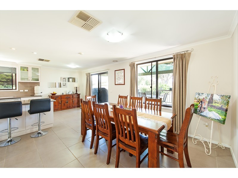 75 St Andrews Circuit, Thurgoona NSW 2640