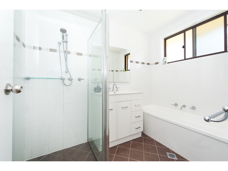 75 St Andrews Circuit, Thurgoona NSW 2640
