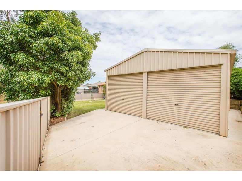 28 Briwood Court, West Albury NSW 2640