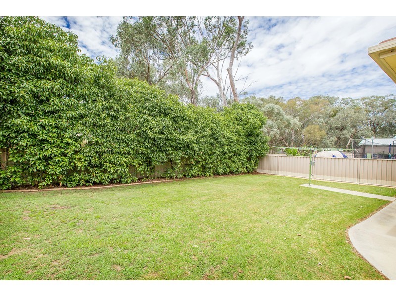 28 Briwood Court, West Albury NSW 2640
