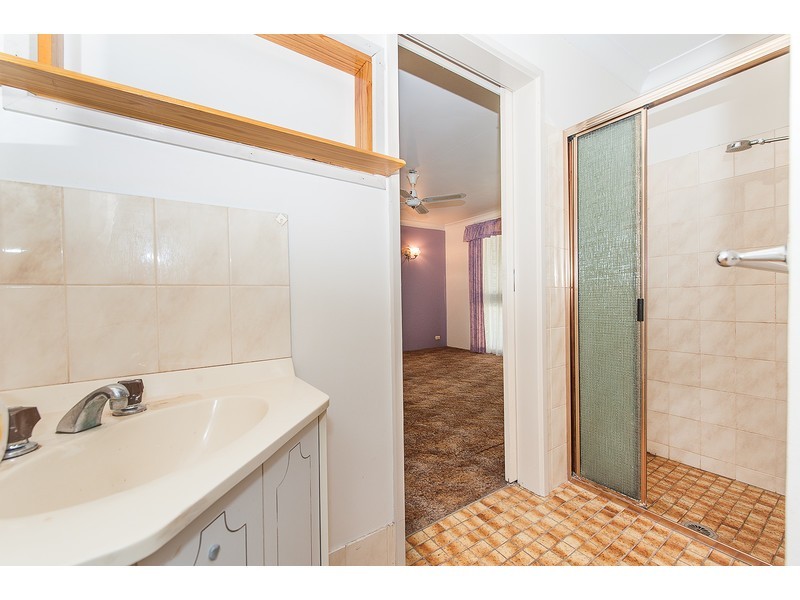 528 Mutsch Street, Lavington NSW 2641