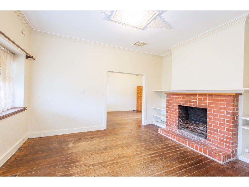 210 Olive Street, South Albury NSW 2640
