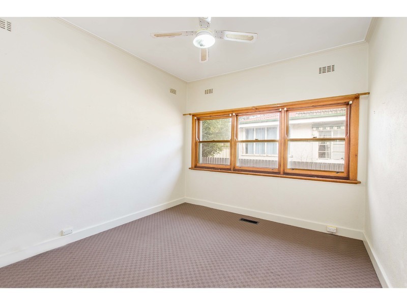 210 Olive Street, South Albury NSW 2640