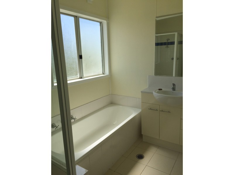 430 Douglas Road, Lavington NSW 2641