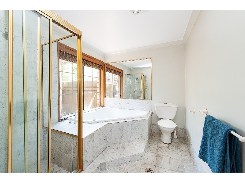 2 Stockton Court, Thurgoona NSW 2640