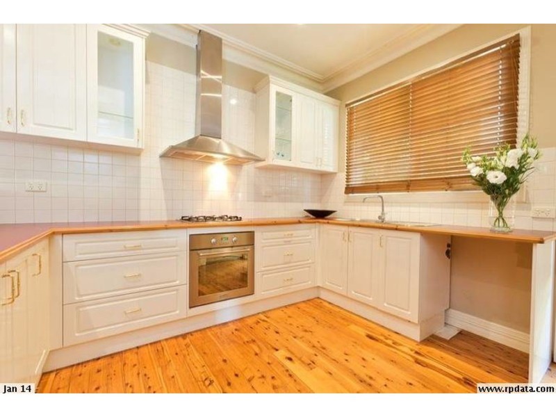 654 Elm Street, Albury NSW 2640