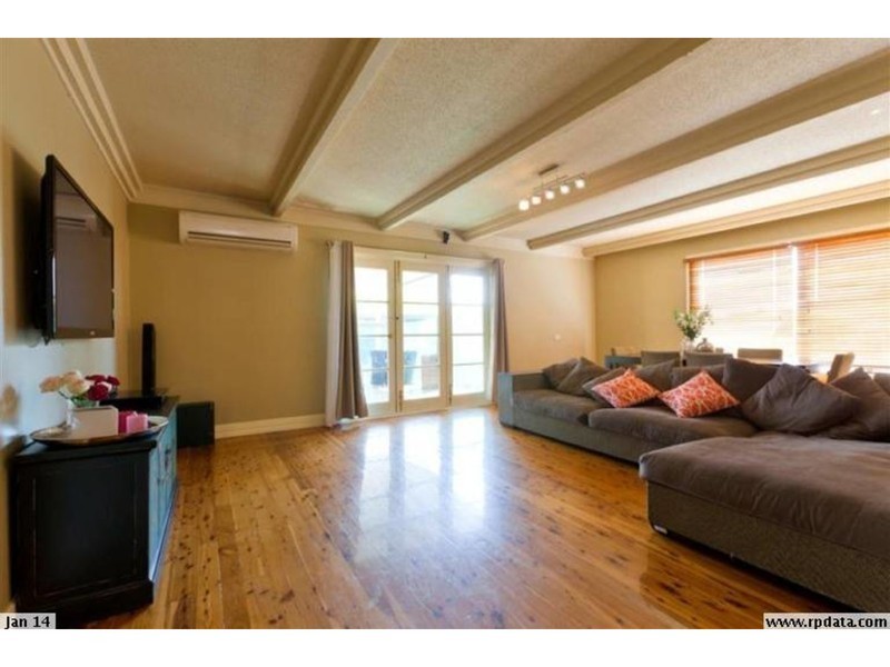 654 Elm Street, Albury NSW 2640