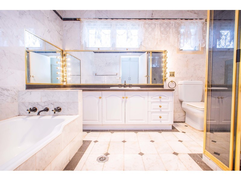 359 Indiana Court, Lavington NSW 2641