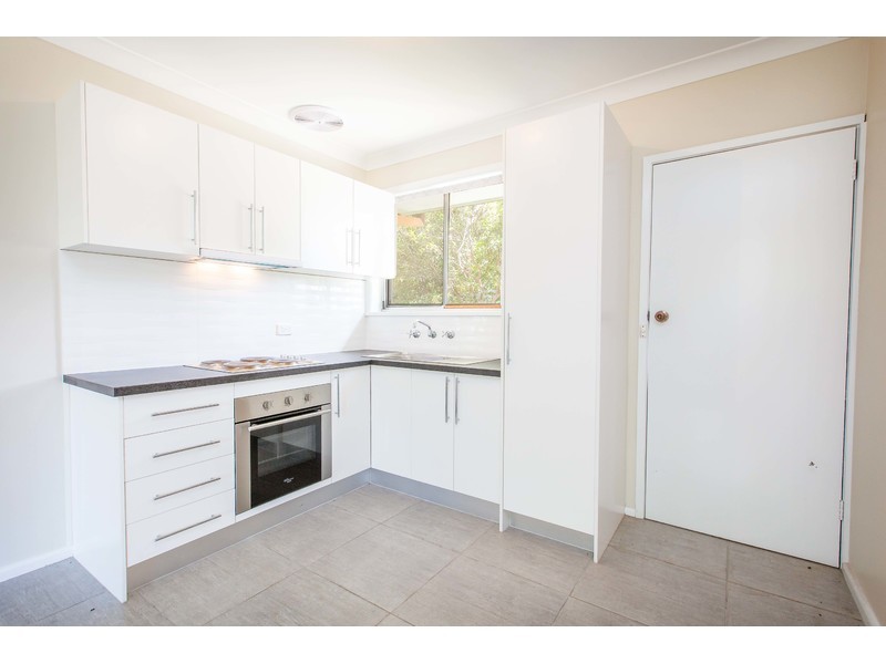 1-2/523 Hague Street, Lavington NSW 2641